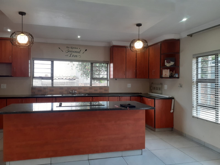 To Let 2 Bedroom Property for Rent in Randhart Gauteng