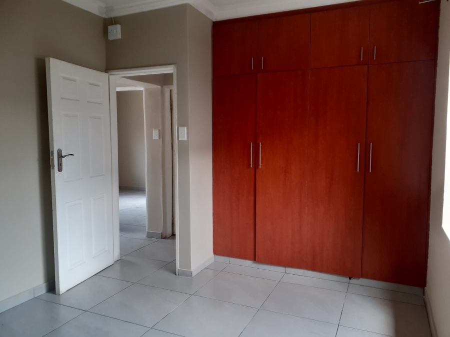 To Let 2 Bedroom Property for Rent in Randhart Gauteng