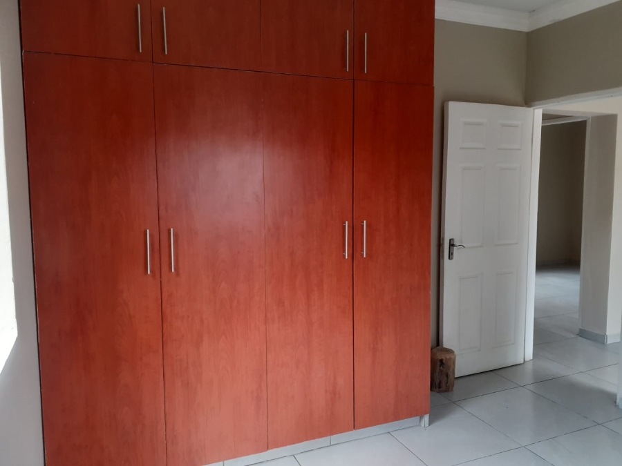 To Let 2 Bedroom Property for Rent in Randhart Gauteng