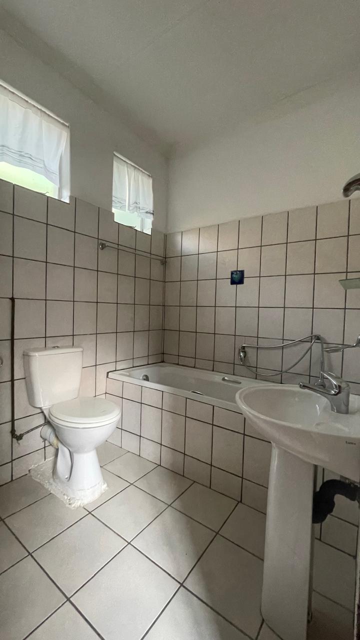 To Let 2 Bedroom Property for Rent in Albemarle Gauteng