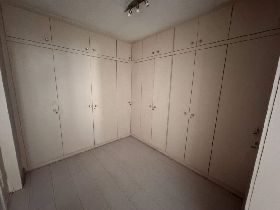 5 Bedroom Property for Sale in New Redruth Gauteng
