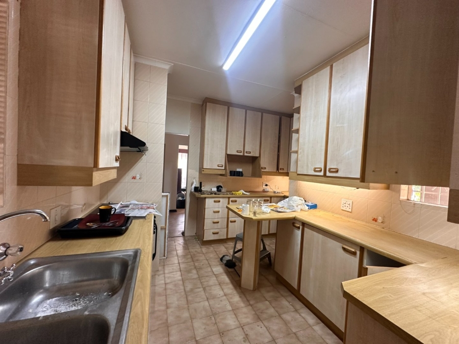 To Let 3 Bedroom Property for Rent in Discovery Gauteng