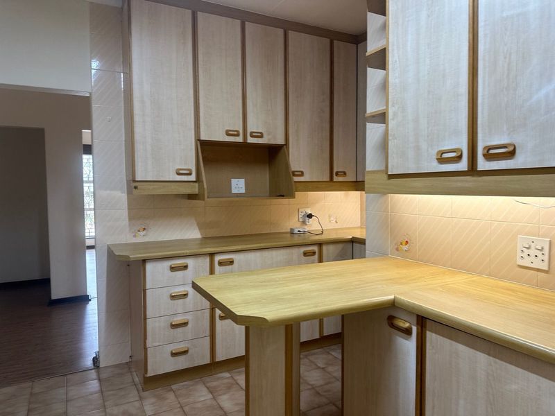 To Let 3 Bedroom Property for Rent in Discovery Gauteng