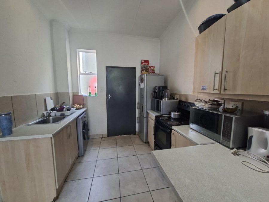 2 Bedroom Property for Sale in Buccleuch Gauteng