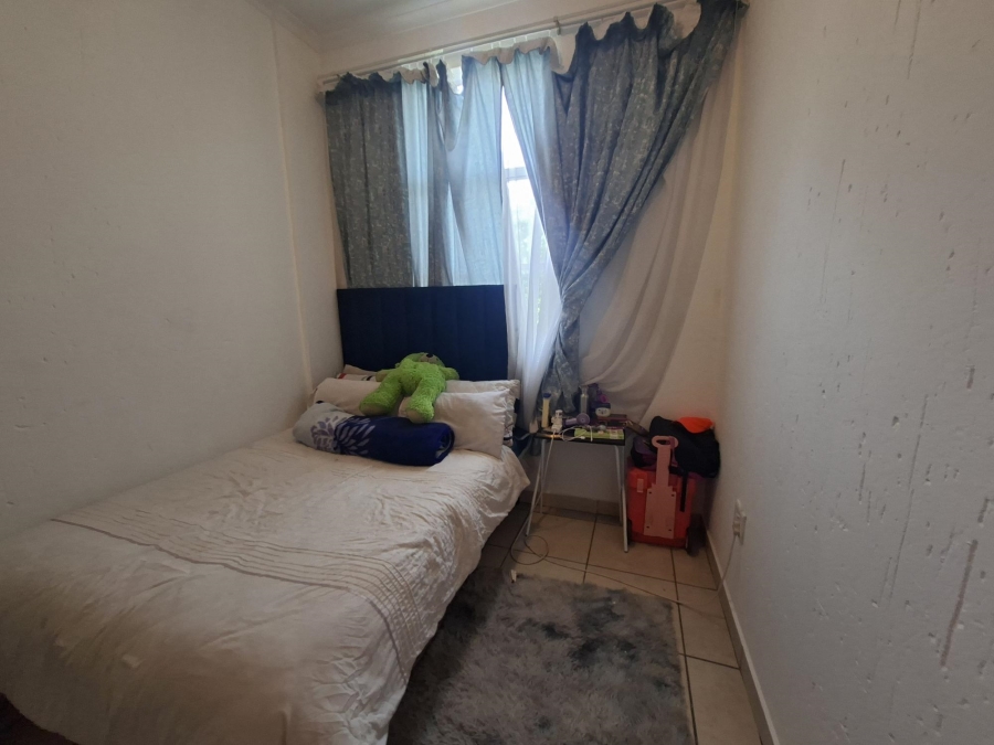 2 Bedroom Property for Sale in Buccleuch Gauteng