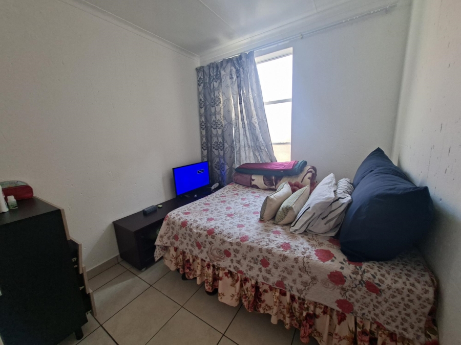 2 Bedroom Property for Sale in Buccleuch Gauteng