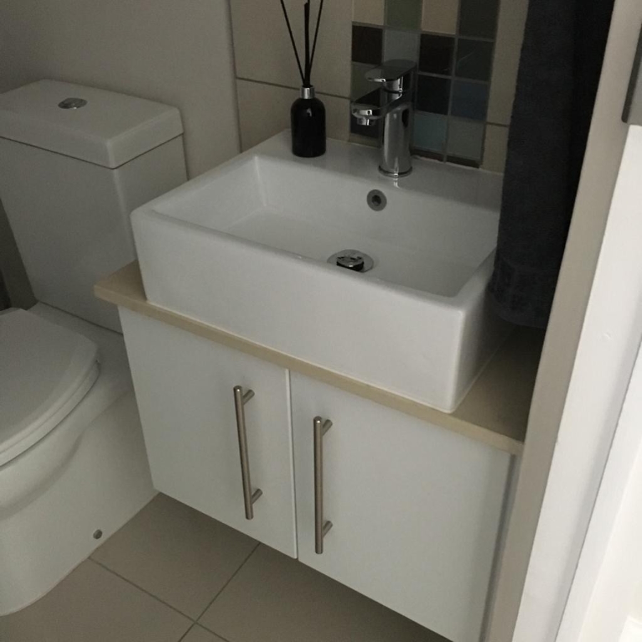2 Bedroom Property for Sale in Rosebank Gauteng
