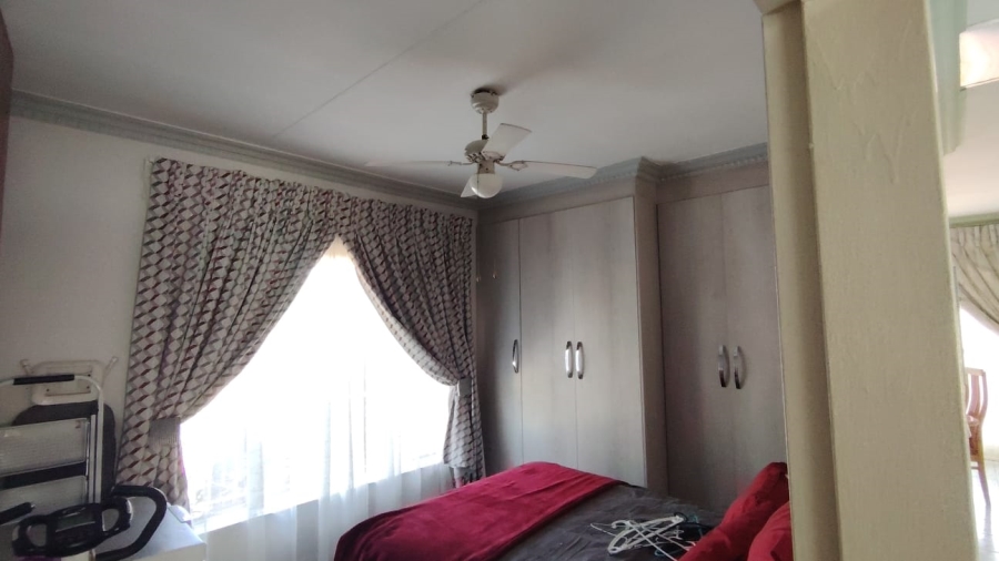 3 Bedroom Property for Sale in Eersterust Gauteng