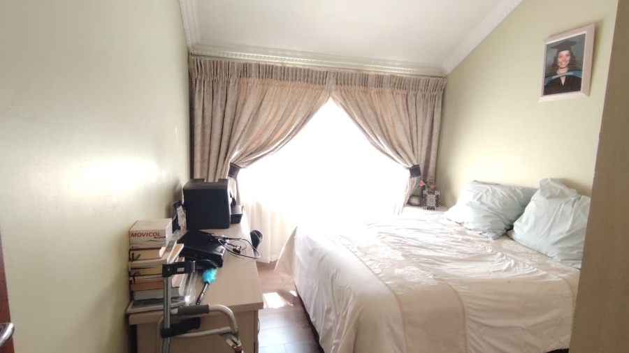 3 Bedroom Property for Sale in Eersterust Gauteng