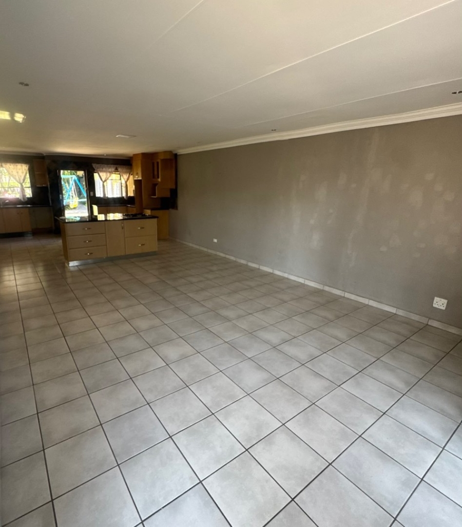 3 Bedroom Property for Sale in Terenure Gauteng