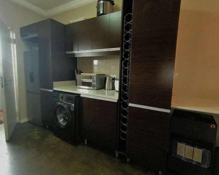 2 Bedroom Property for Sale in Glenanda Gauteng