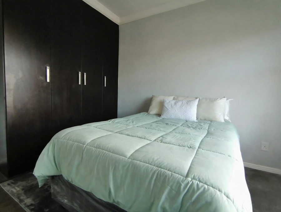 2 Bedroom Property for Sale in Glenanda Gauteng