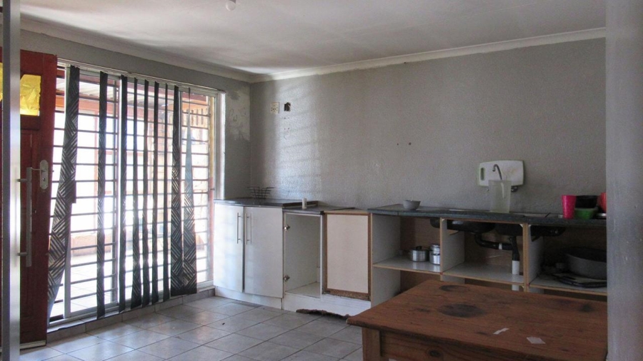 Commercial Property for Sale in Protea North Gauteng