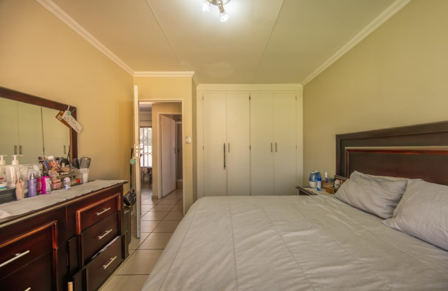 2 Bedroom Property for Sale in Equestria Gauteng