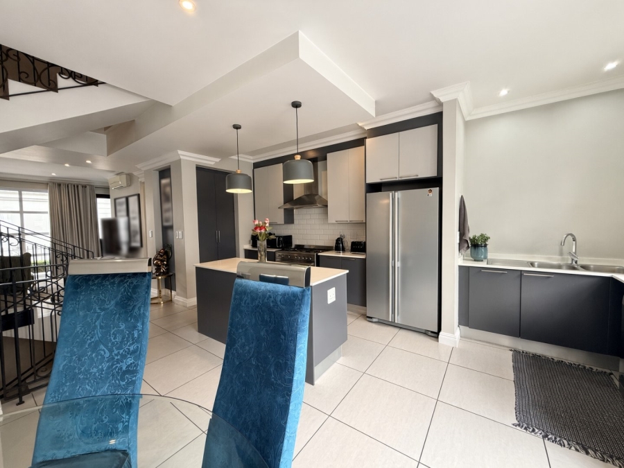 3 Bedroom Property for Sale in Bryanston Gauteng