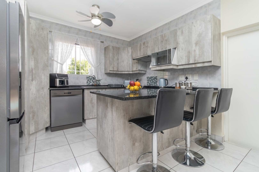 3 Bedroom Property for Sale in Wilgeheuwel Gauteng