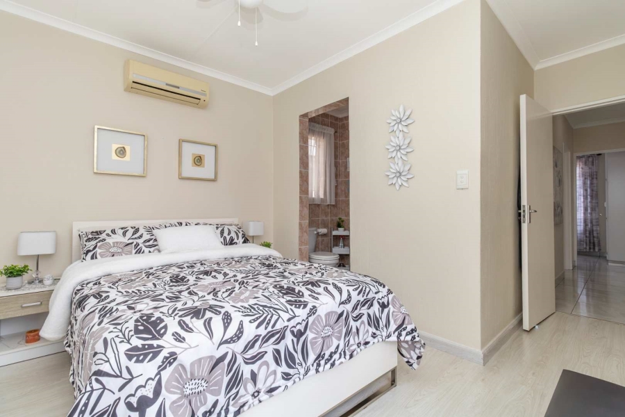 3 Bedroom Property for Sale in Wilgeheuwel Gauteng