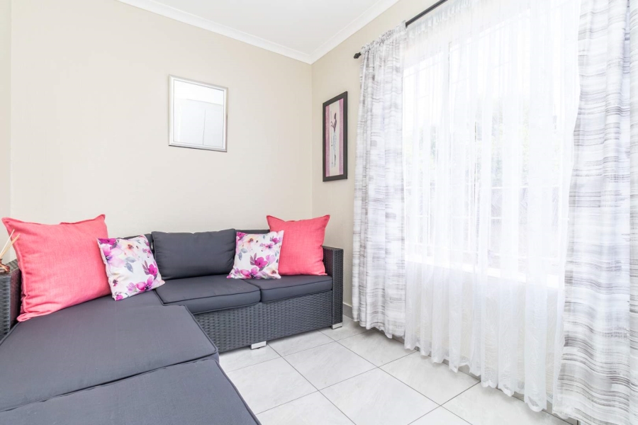 3 Bedroom Property for Sale in Wilgeheuwel Gauteng