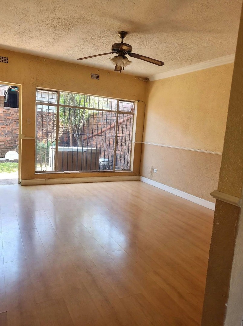 To Let 2 Bedroom Property for Rent in Birchleigh Gauteng
