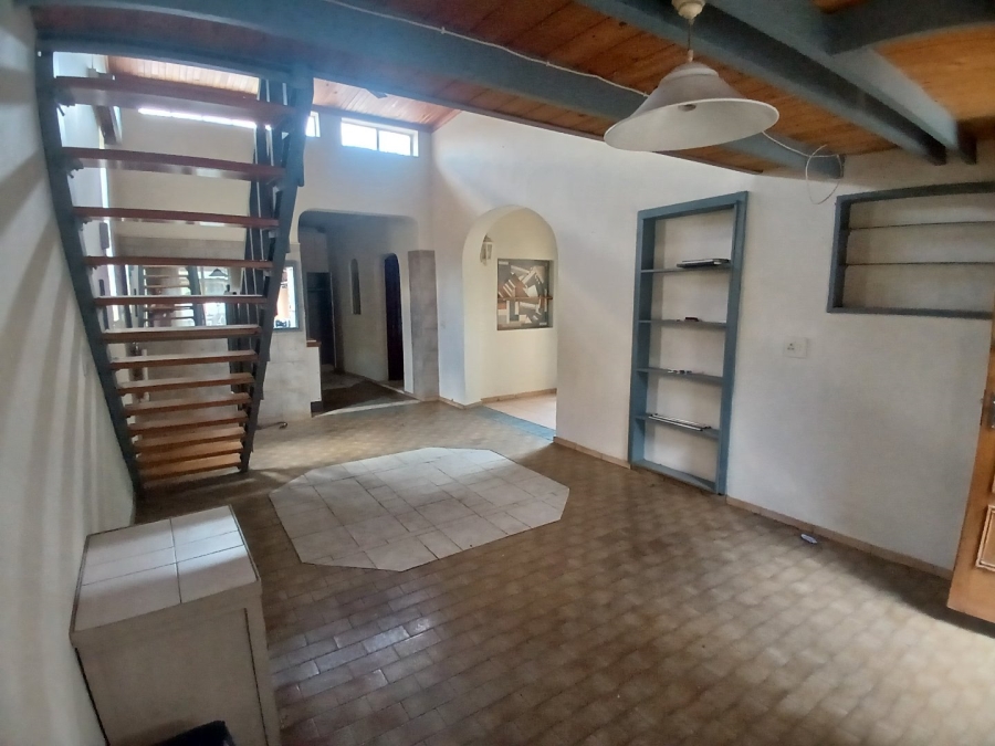 To Let 2 Bedroom Property for Rent in Capital Park Gauteng