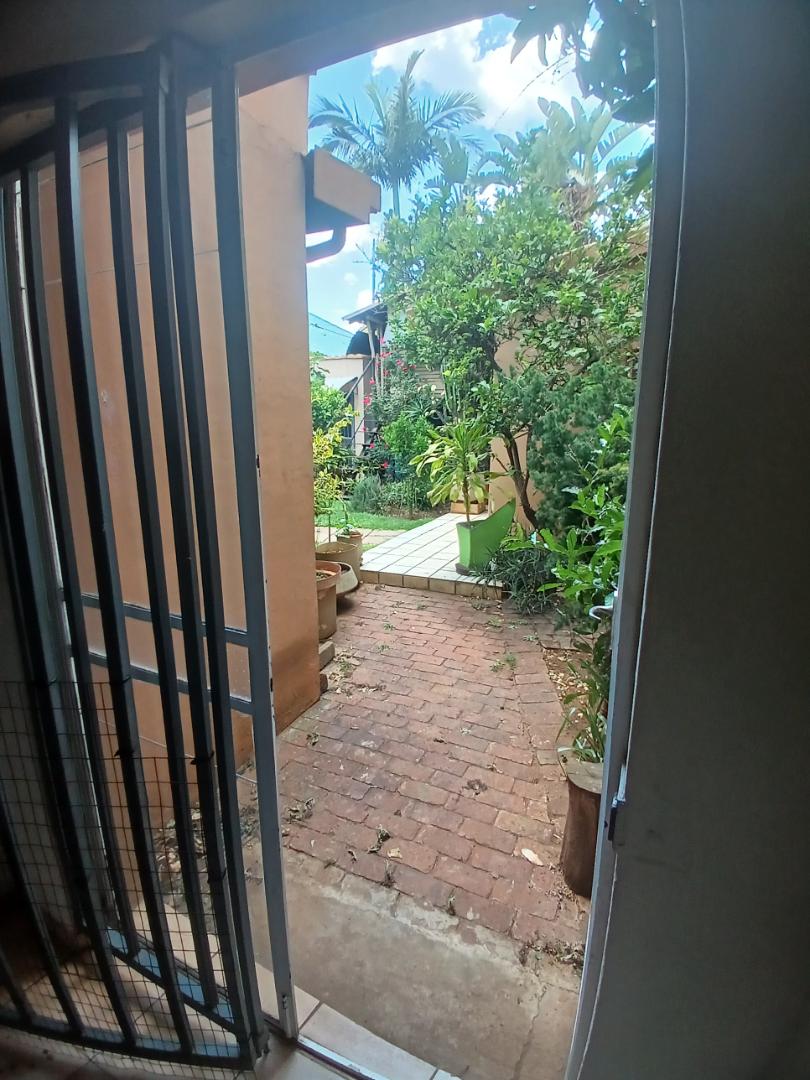 To Let 2 Bedroom Property for Rent in Capital Park Gauteng