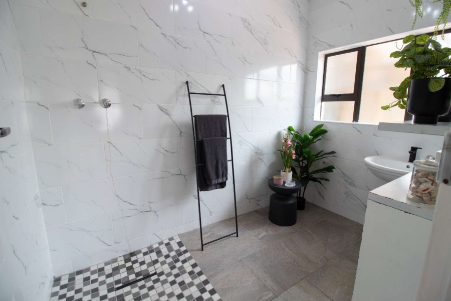 3 Bedroom Property for Sale in Elspark Gauteng