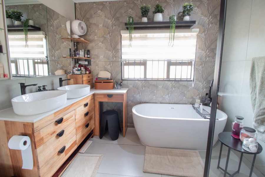 3 Bedroom Property for Sale in Elspark Gauteng