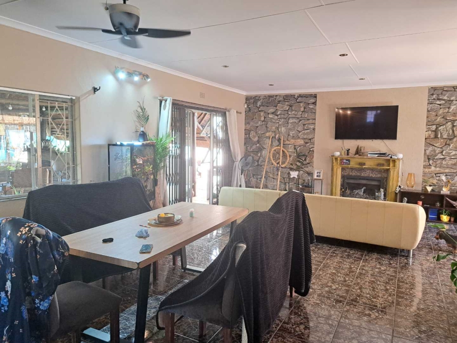 3 Bedroom Property for Sale in Illiondale Gauteng