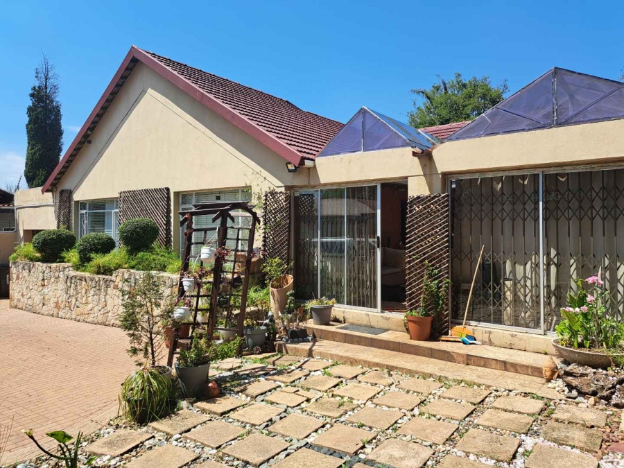 3 Bedroom Property for Sale in Illiondale Gauteng