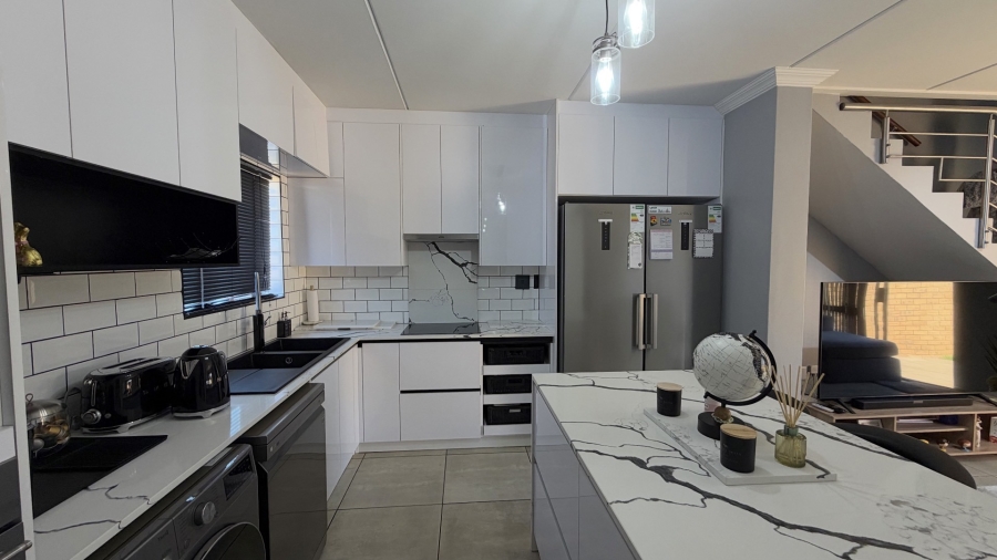 2 Bedroom Property for Sale in Summerset Gauteng