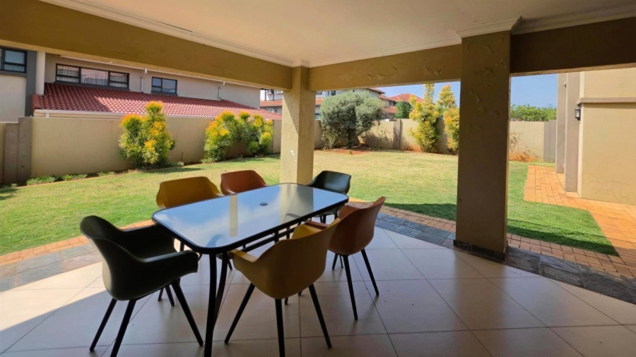 To Let 4 Bedroom Property for Rent in The Wilds Gauteng