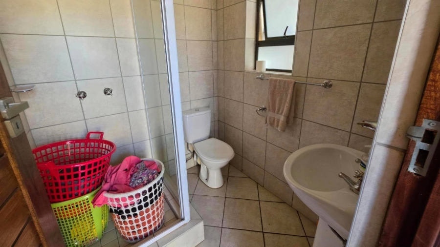 To Let 4 Bedroom Property for Rent in The Wilds Gauteng
