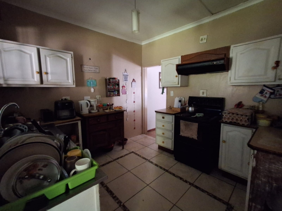 3 Bedroom Property for Sale in Birchleigh North Gauteng