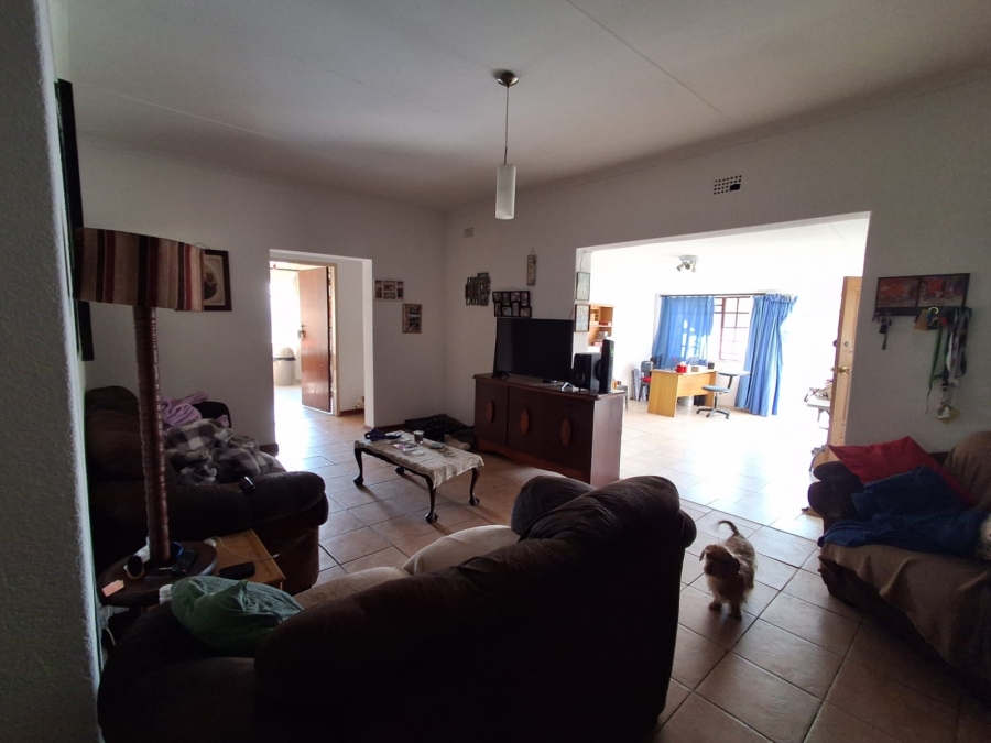 3 Bedroom Property for Sale in Birchleigh North Gauteng