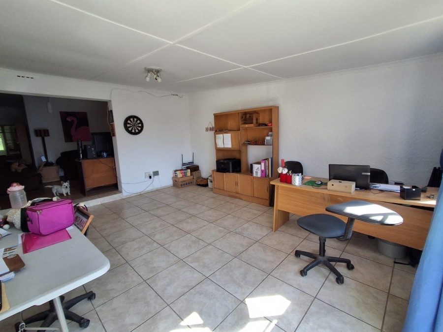 3 Bedroom Property for Sale in Birchleigh North Gauteng
