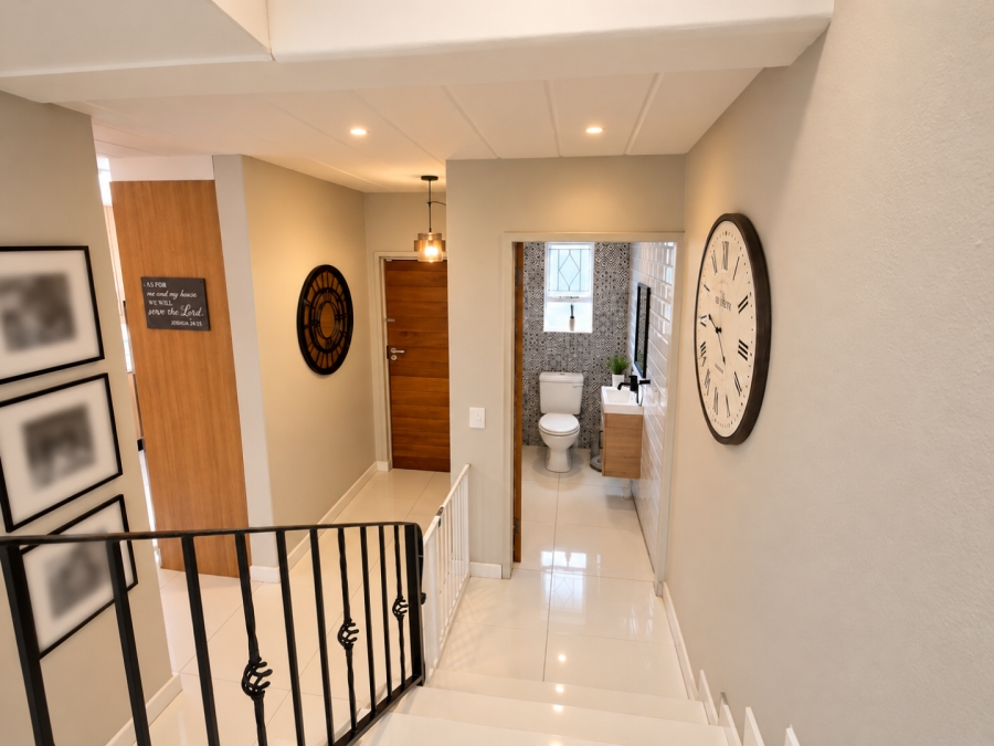 3 Bedroom Property for Sale in Wilro Park Gauteng
