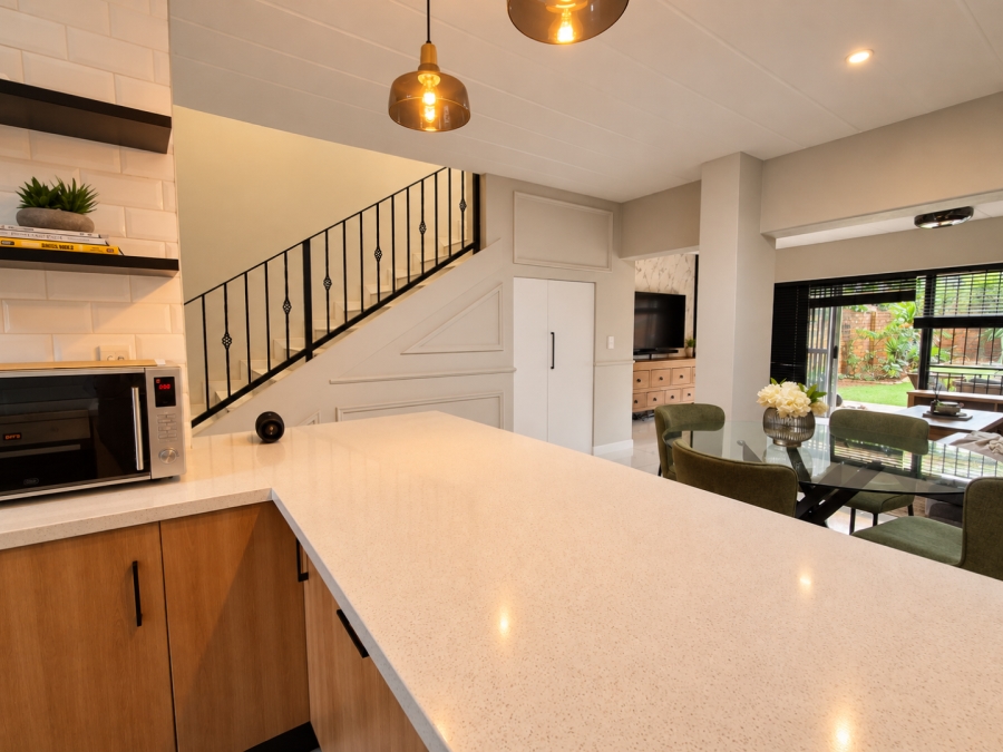 3 Bedroom Property for Sale in Wilro Park Gauteng