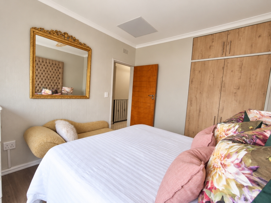 To Let 3 Bedroom Property for Rent in Wilro Park Gauteng