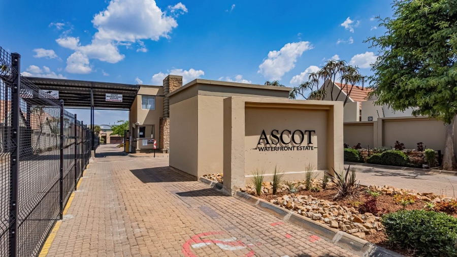 4 Bedroom Property for Sale in The Stewards Gauteng