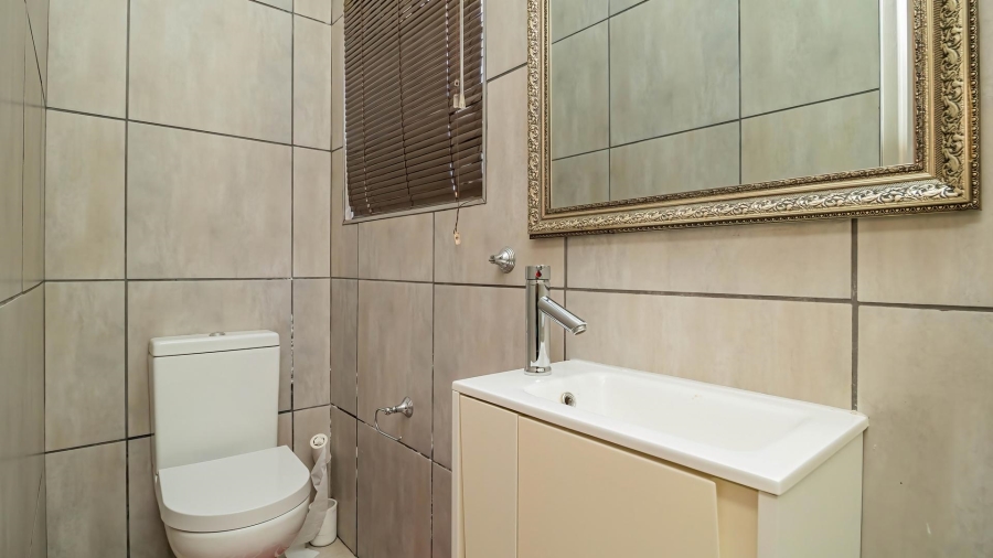 4 Bedroom Property for Sale in The Stewards Gauteng