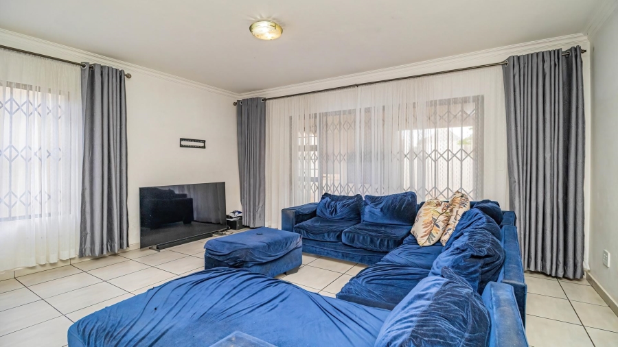 4 Bedroom Property for Sale in The Stewards Gauteng