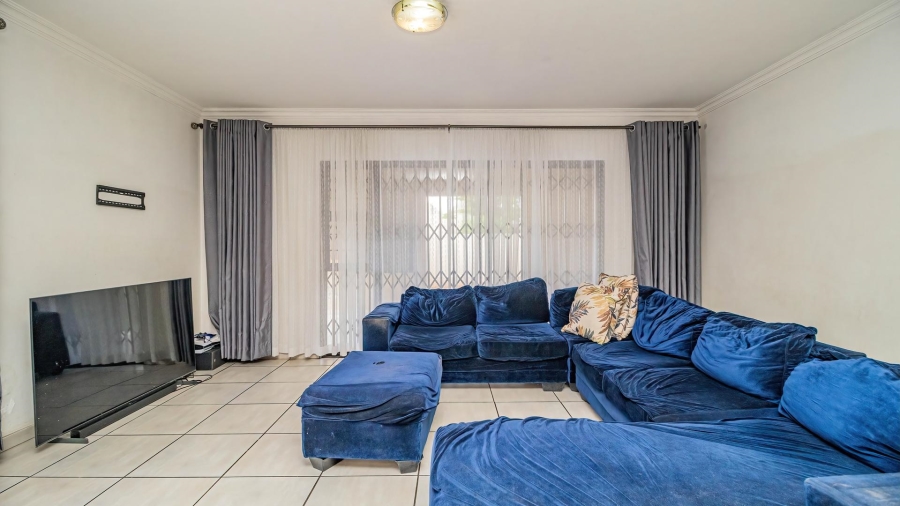 4 Bedroom Property for Sale in The Stewards Gauteng