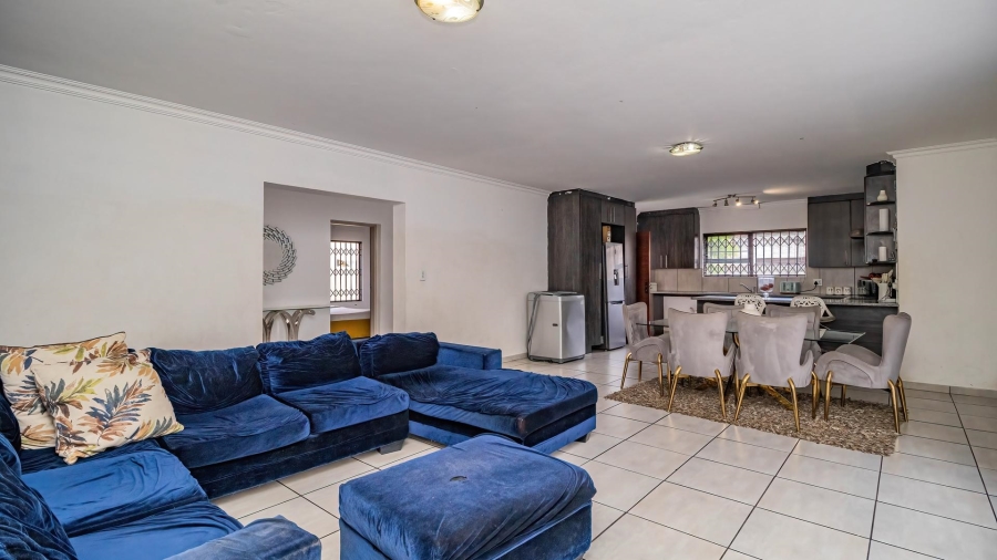 4 Bedroom Property for Sale in The Stewards Gauteng