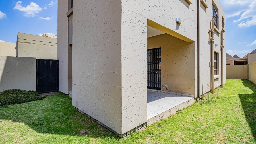 4 Bedroom Property for Sale in The Stewards Gauteng