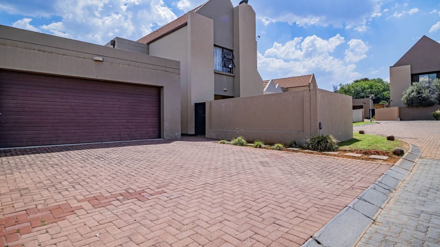 4 Bedroom Property for Sale in The Stewards Gauteng