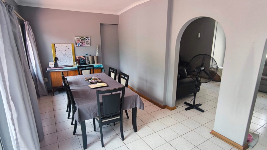 4 Bedroom Property for Sale in Randhart Gauteng