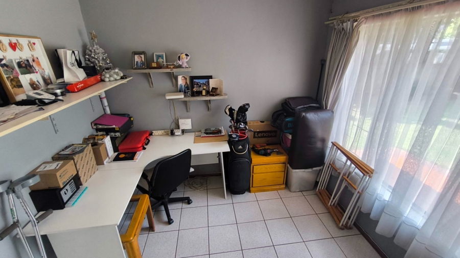 4 Bedroom Property for Sale in Randhart Gauteng