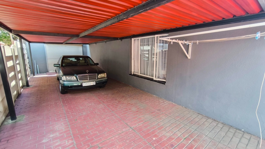 4 Bedroom Property for Sale in Randhart Gauteng