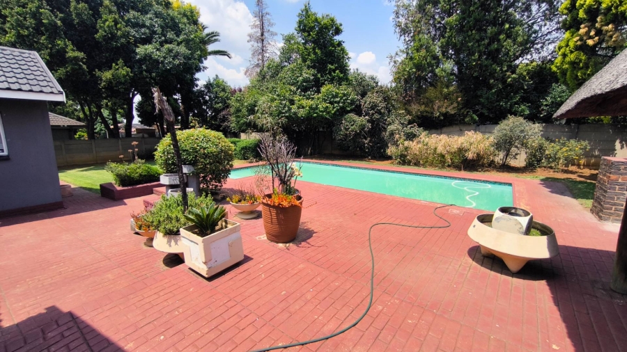 4 Bedroom Property for Sale in Randhart Gauteng