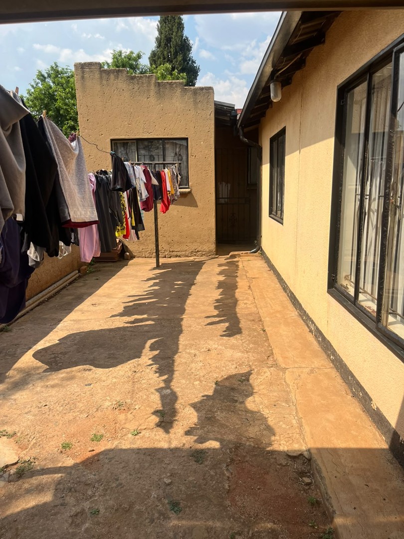 2 Bedroom Property for Sale in Roodekop Gauteng